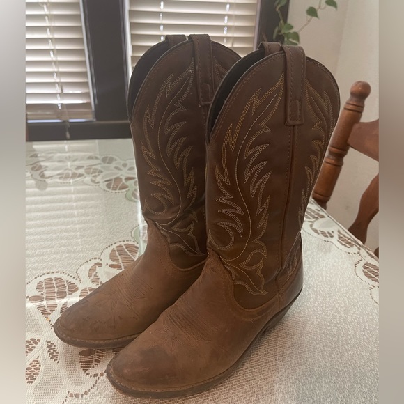 Laredo Shoes - Laredo Cowboy boots - women size 6